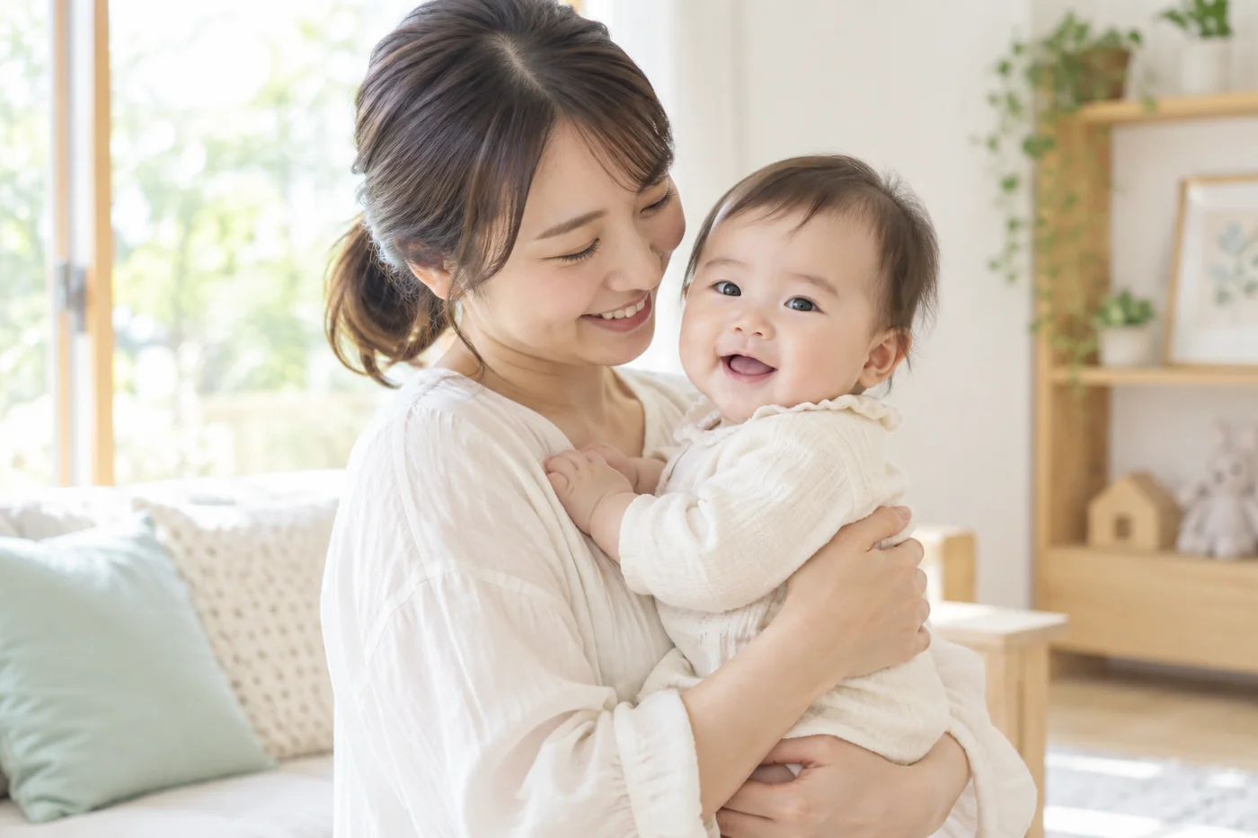 親子がふれあう子育てのイメージ